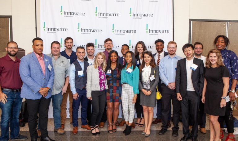 Read more about the article 11th Annual Mississippi New Venture Challenge Pitch Competition: Powdered Kale, Video Games for Women and Remote Patient Management Take Top Honors